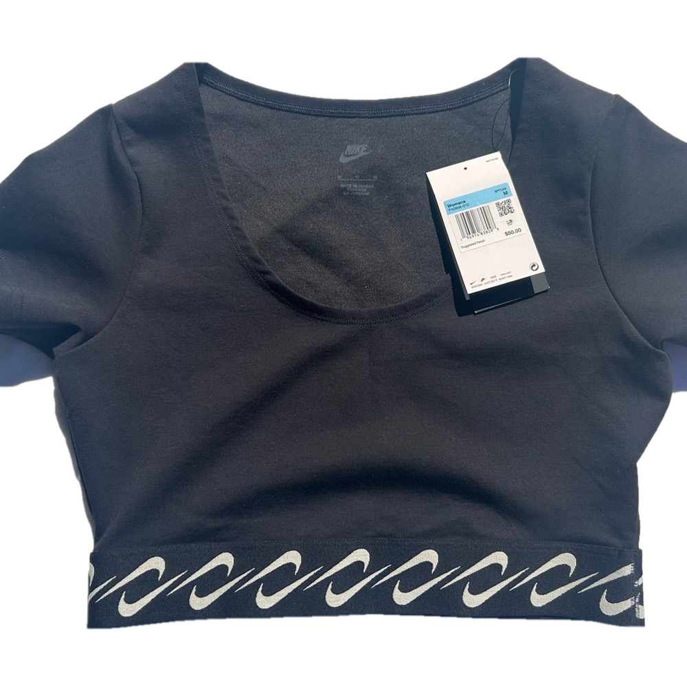 🖤NEW Nike Women’s Swoosh Banded Crop Top – NWT – Size Medium (Black)